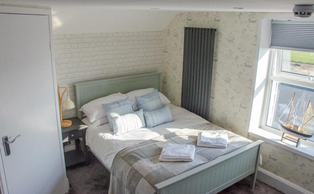 The Bay View Inn Буде Экстерьер фото